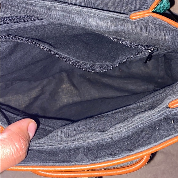 Dooney & Burke Crossbody Purse‼️ - Picture 7 of 9